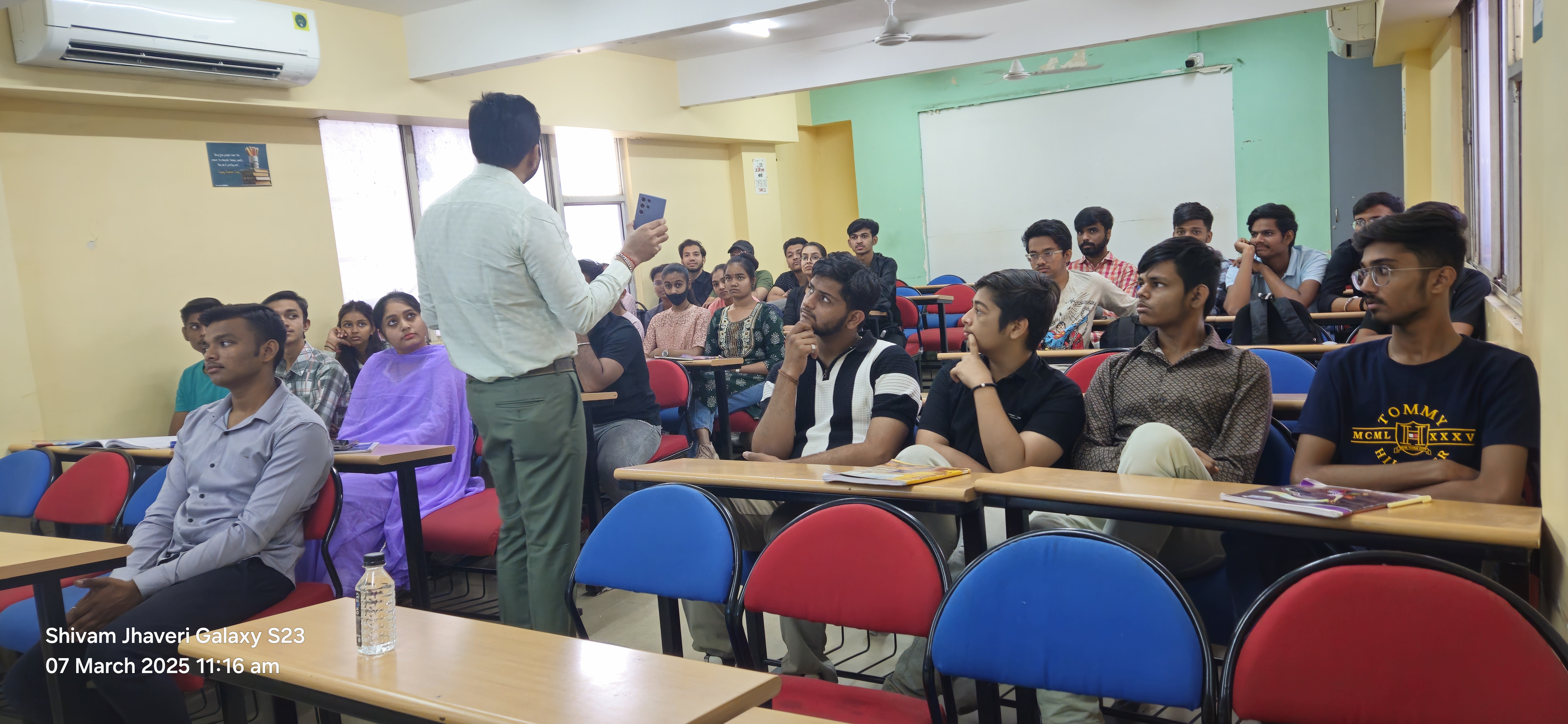 Artificial Intelligence Applications & Future Seminar photo